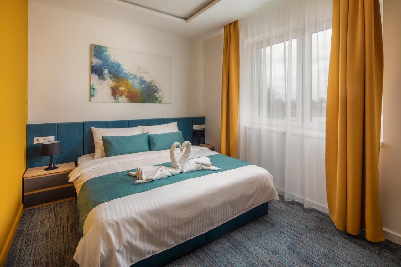 Sziget Hotel Nyiregyhaza Ngoại thất bức ảnh