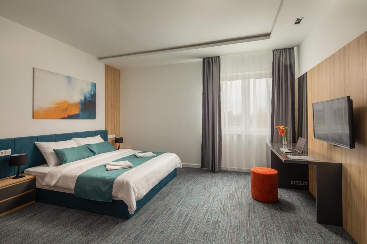 Sziget Hotel Nyiregyhaza Ngoại thất bức ảnh